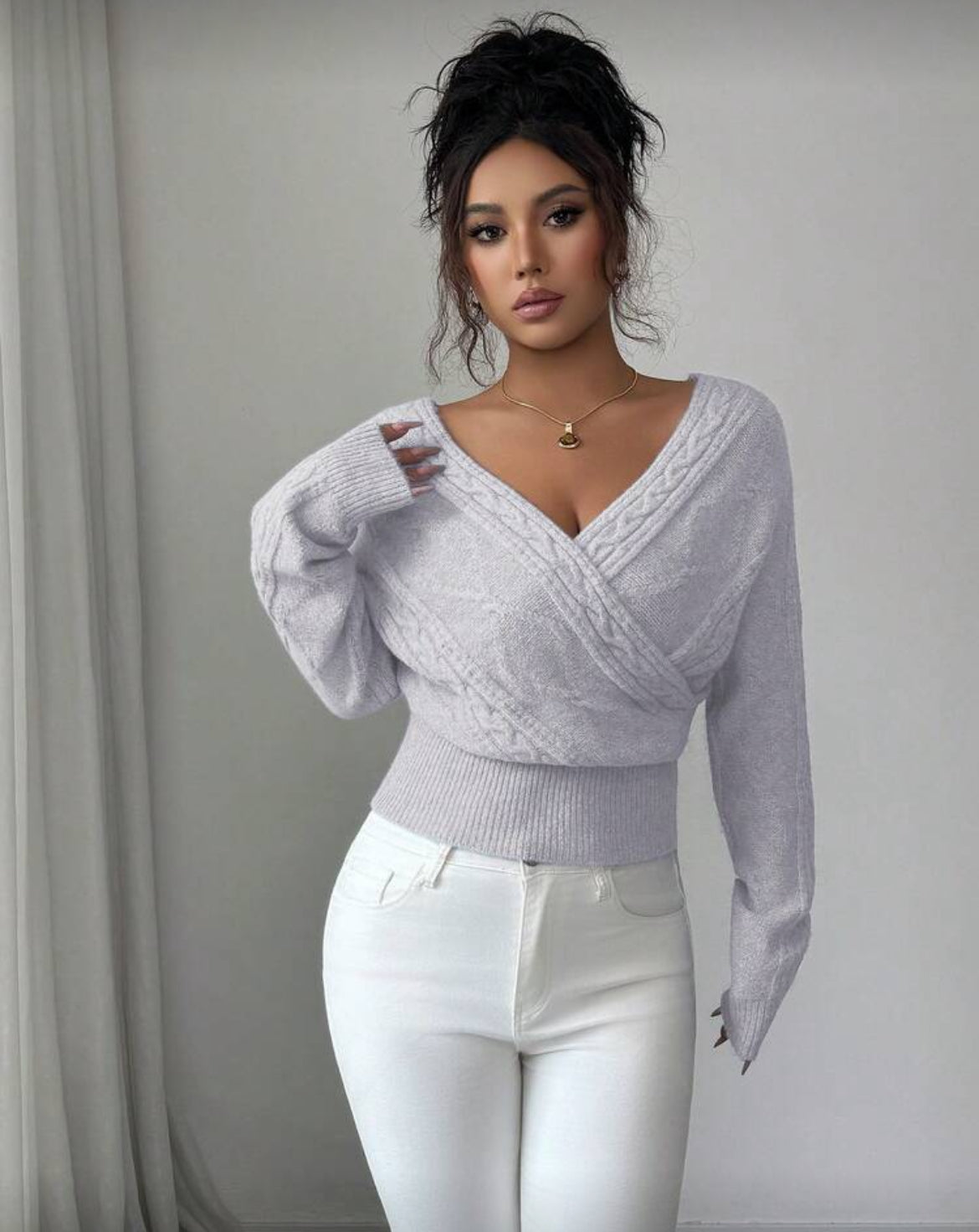 Pull Cache-Cœur Maille Élégante